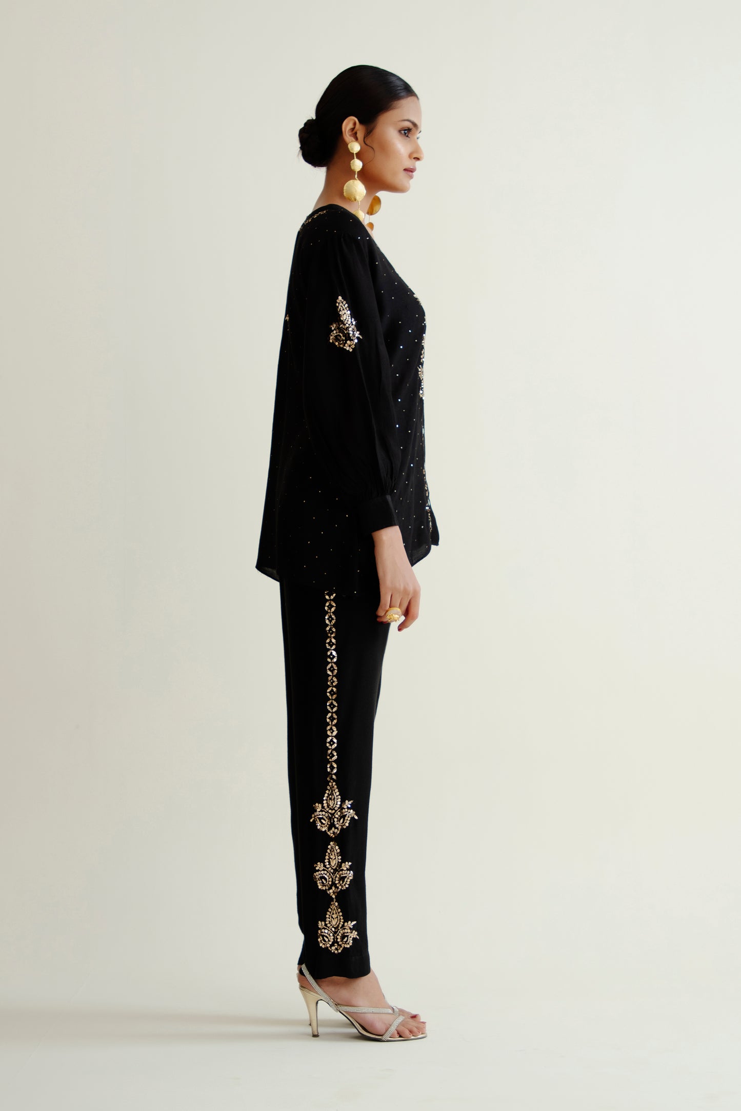 Black Co-ord Set In Pure Chanderi Silk With Mukaish Work